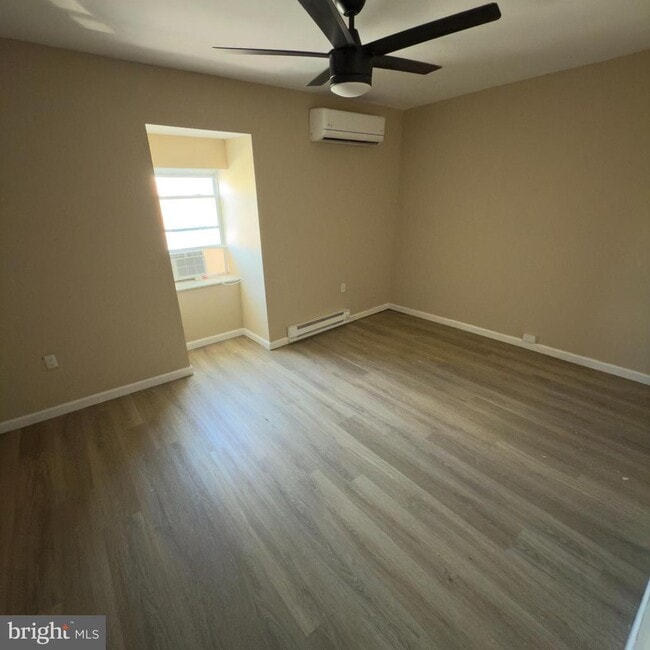 849 E Chelten Ave in Philadelphia, PA - Building Photo - Building Photo