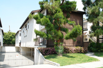 1159 Linden Ave in Glendale, CA - Building Photo - Building Photo