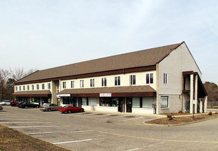 S&F Plaza in Toms River, NJ - Building Photo - Building Photo