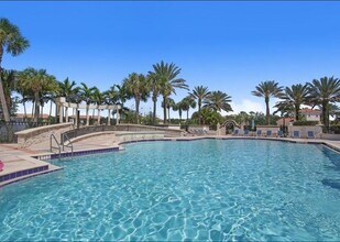 4527 Cadiz Cir in Palm Beach Gardens, FL - Building Photo - Building Photo