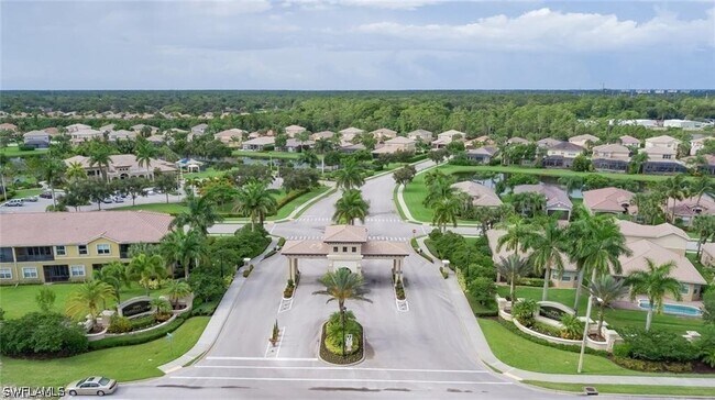 6899 Del Mar Terrace in Naples, FL - Building Photo - Building Photo