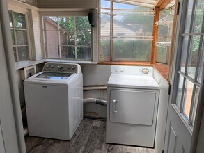 424 W Cheyenne Rd in Colorado Springs, CO - Building Photo - Building Photo