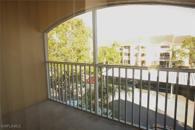 4635 St Croix Ln in Naples, FL - Foto de edificio - Building Photo