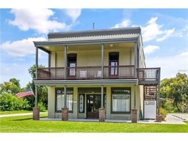 1350 S Canoe Creek Rd in Kenansville, FL - Building Photo