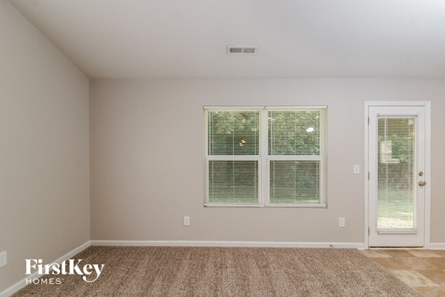 128 Konnoak Village Cir in Winston-Salem, NC - Building Photo - Building Photo