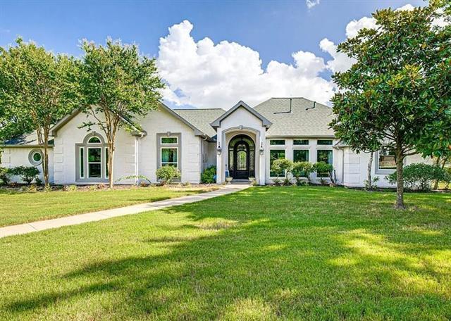 property at 400 Chippendale Dr