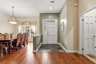 3632 Cold Creek Dr in Valrico, FL - Building Photo - Building Photo