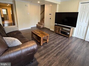 105 Pensdale St in Philadelphia, PA - Building Photo - Building Photo