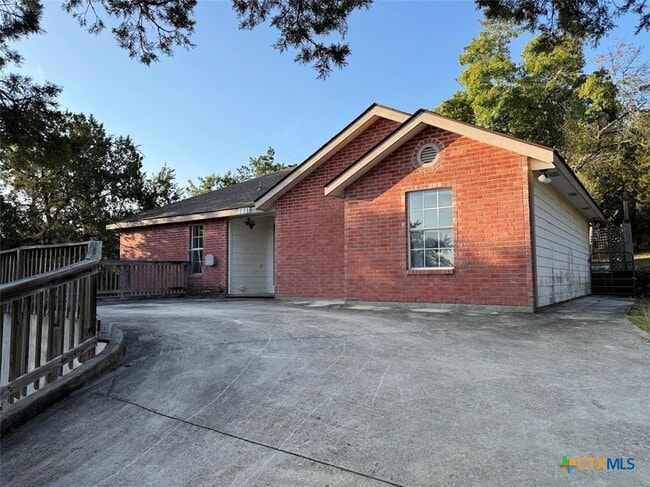 property at 221 N Scenic Loop