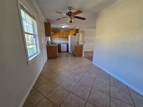 11815 Oberlin Dr, Unit 8320 in Dallas, TX - Building Photo - Building Photo