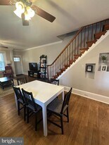 242 E 8th Ave in Conshohocken, PA - Building Photo