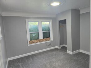 8143 Wisconsin St in Detroit, MI - Building Photo - Building Photo