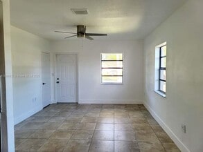 15401 NW 27th Pl in Opa Locka, FL - Building Photo - Building Photo