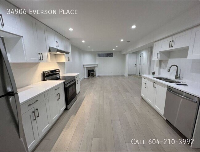 2 Bedroom Basement Suite in Abbotsford in Abbotsford, BC - Building Photo - Building Photo