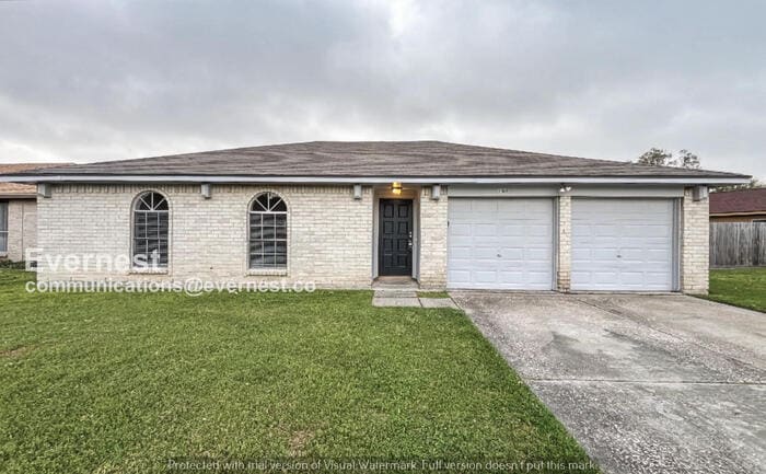 11926 Loveland Pass Dr in Houston, TX - Building Photo