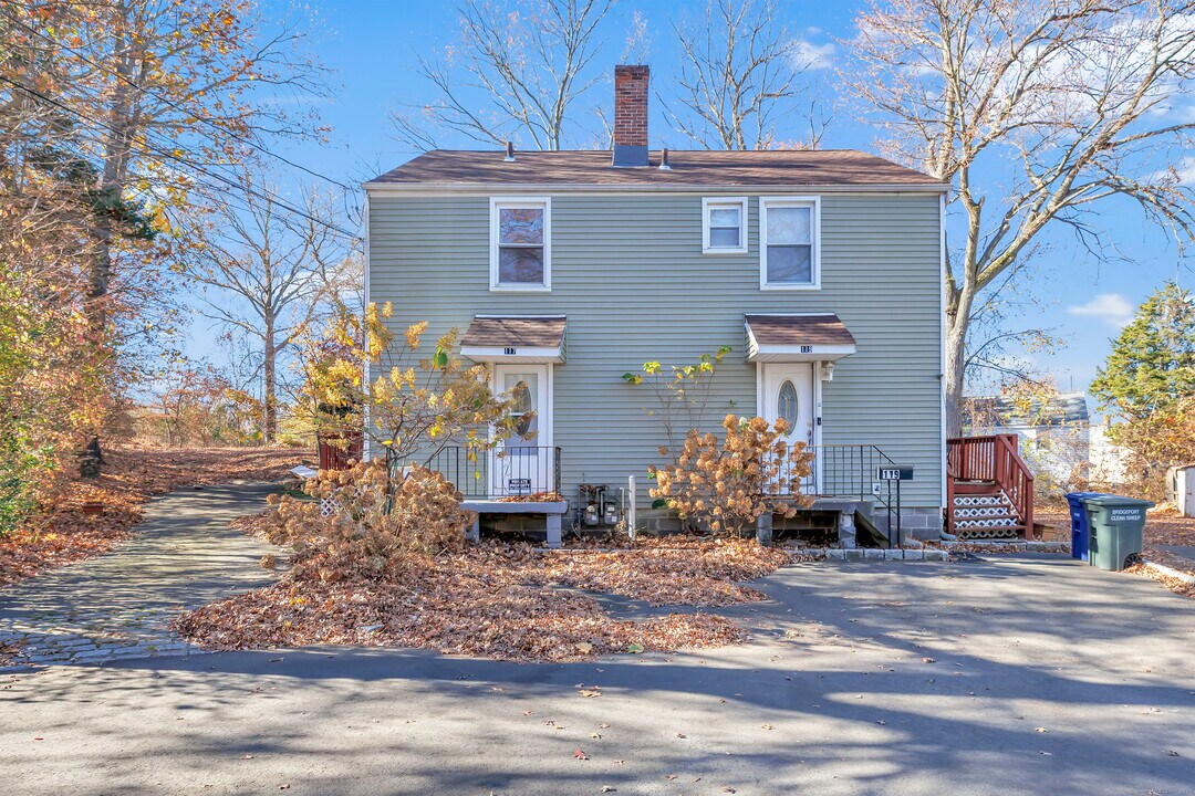 117 Dupont Pl in Bridgeport, CT - Foto de edificio