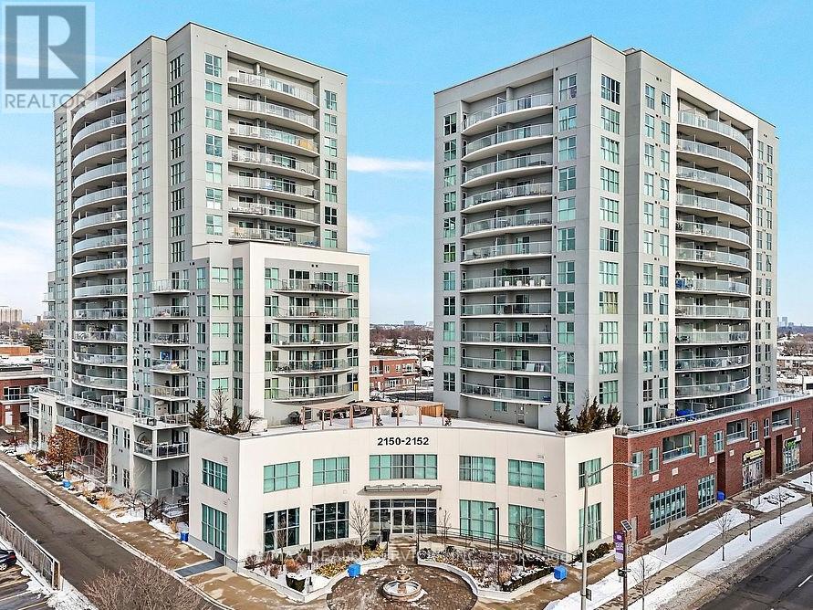 2152-2152 Lawrence Ave E in Toronto, ON - Building Photo
