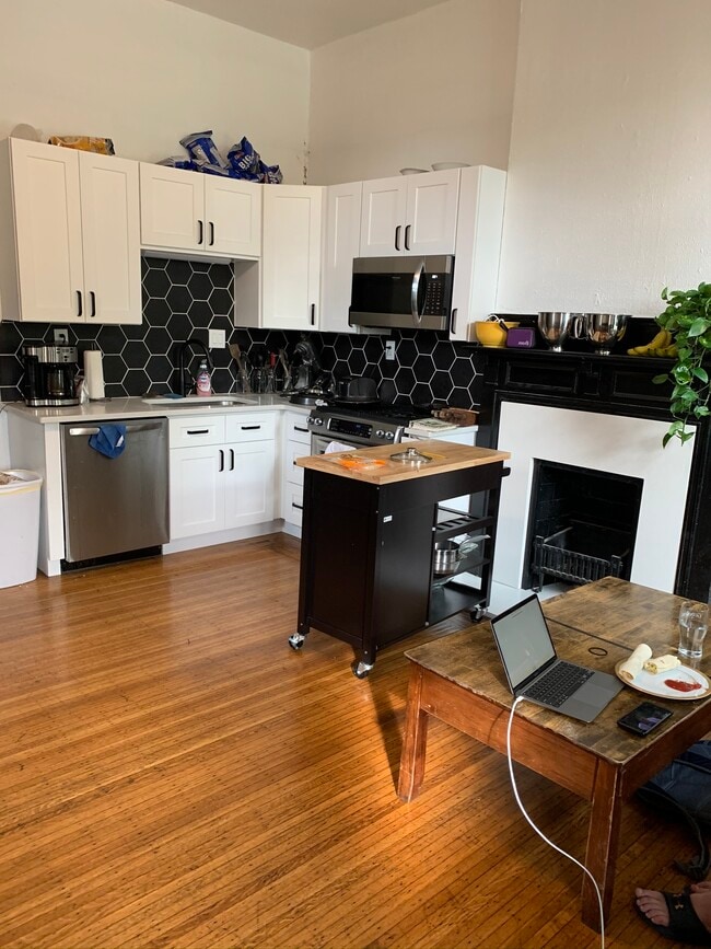 property at 2429 W Clifton Ave