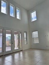 6526 Barnstorm Wy in St. Cloud, FL - Building Photo - Building Photo