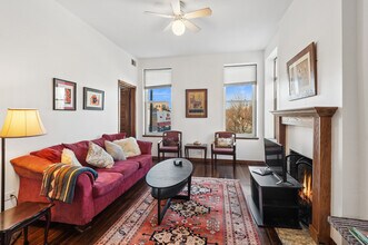 4057 N Damen Ave in Chicago, IL - Building Photo - Building Photo