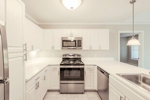 The Elmstead in South Easton, MA - Building Photo