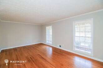 3261 White Castle Way in Decatur, GA - Building Photo - Building Photo