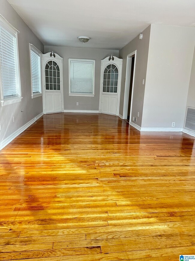 1006 Broadway St in Birmingham, AL - Building Photo - Building Photo