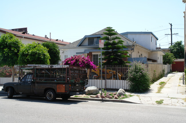 979 S Catalina St in Los Angeles, CA - Building Photo - Building Photo