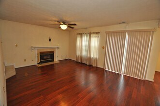 258 Bradmere Loop in Newport News, VA - Building Photo - Building Photo