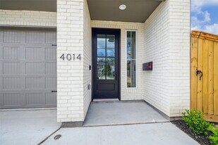 4014 Hutchins St in Houston, TX - Building Photo