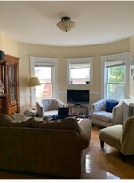 121 Liberty Rd in Somerville, MA - Building Photo