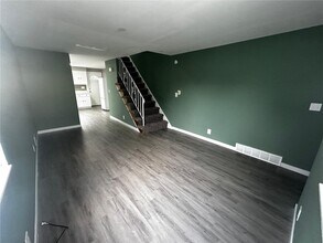 352 Avery St in Rochester, NY - Building Photo - Building Photo