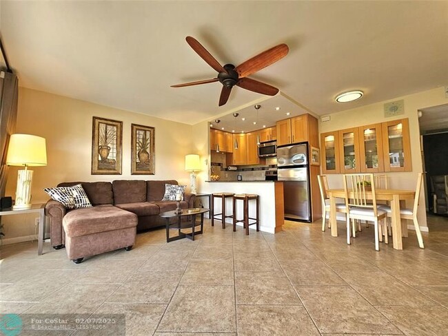 3208 SE 11th St in Pompano Beach, FL - Foto de edificio - Building Photo