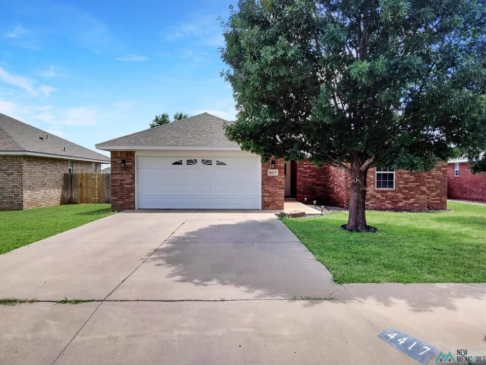4417 Sandstone Dr in Clovis, NM - Building Photo
