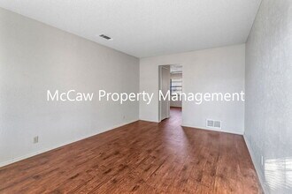 709 Sequoia Dr in Lancaster, TX - Building Photo - Building Photo