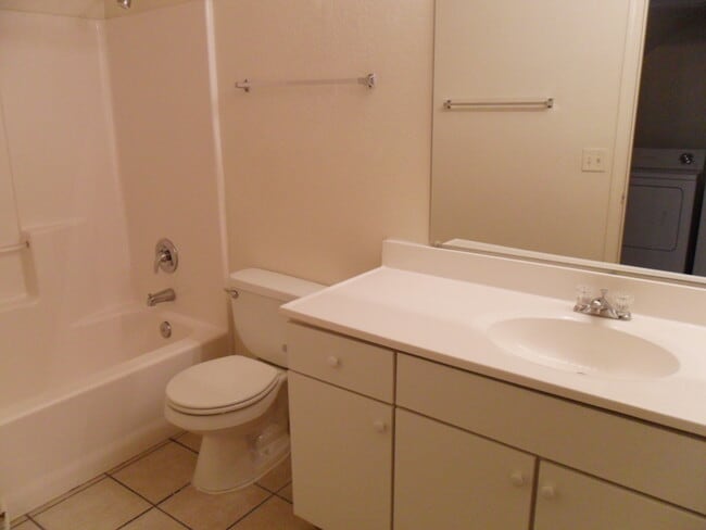 838 E Lester St, Unit #1 - 5 bed in Tucson, AZ - Building Photo - Building Photo