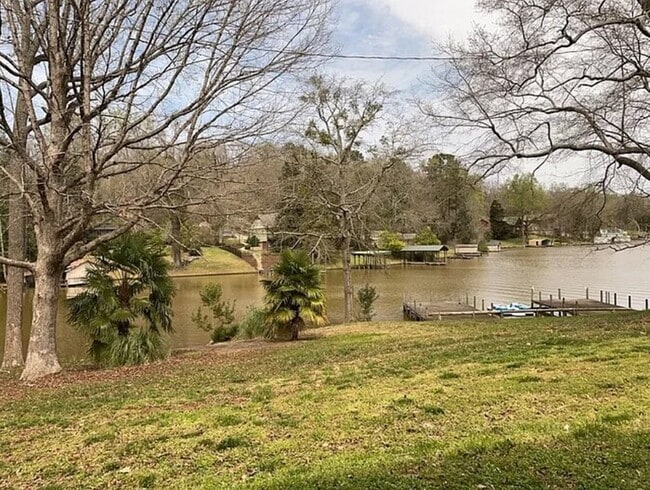 property at 215 Hammond Cir