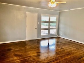 3005 Louise Dr N in Mobile, AL - Building Photo - Building Photo