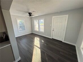 417 Robert Dr in Corpus Christi, TX - Building Photo - Building Photo