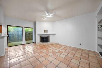 8200 Neely Dr in Austin, TX - Building Photo - Building Photo
