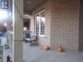 136 McArthur Crescent in Guelph, ON - Building Photo - Building Photo