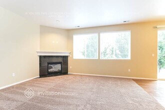 2107 197th St Ct E, Unit 21J in Spanaway, WA - Building Photo - Building Photo