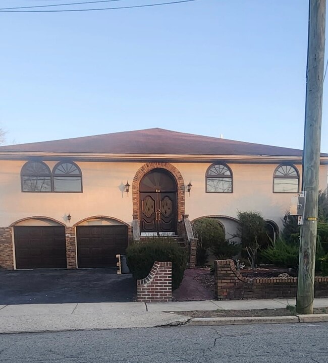 property at 134 Franklin St