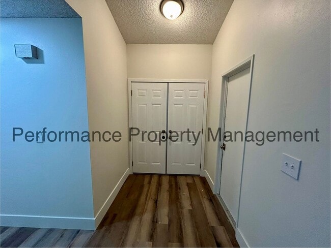 3508 Sesame St in Bakersfield, CA - Building Photo - Building Photo