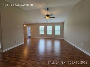 1215 Clearwater Dr in Winder, GA - Building Photo - Building Photo