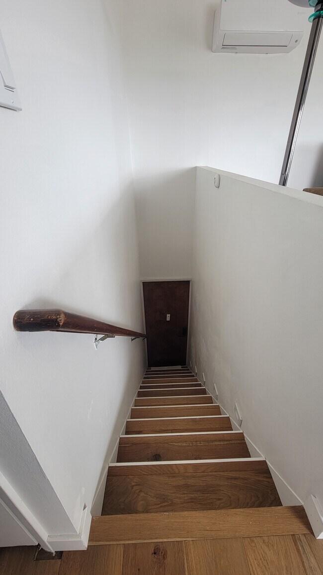 1132 Gleneagles Ter, Unit Guest unit in Costa Mesa, CA - Foto de edificio - Building Photo