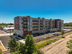 4 North Apartments in Arlington Heights, IL - Foto de edificio - Building Photo