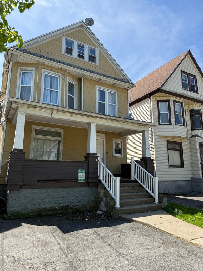 115 Lockwood Ave, Unit Lower