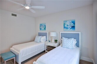 988 Egrets Run in Naples, FL - Building Photo - Building Photo