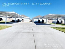 1913 Davenport St in Weslaco, TX - Building Photo